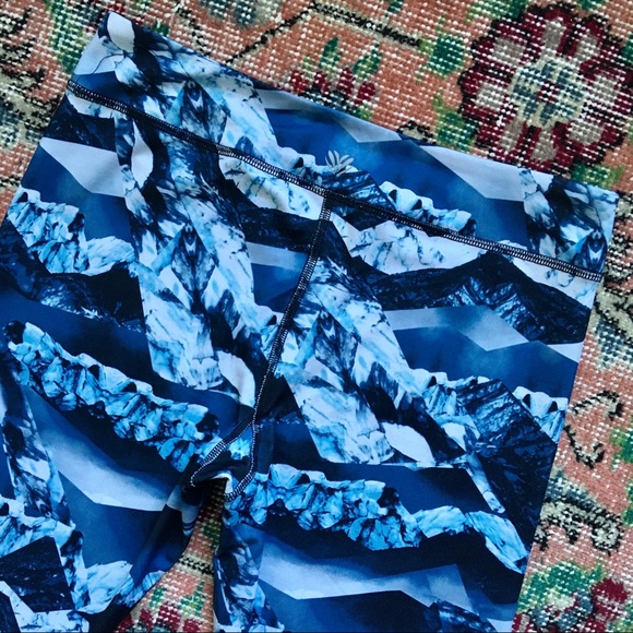 Forever 21 Glacier Iceberg Leggings Blue Arctic M - Picture 5 of 5